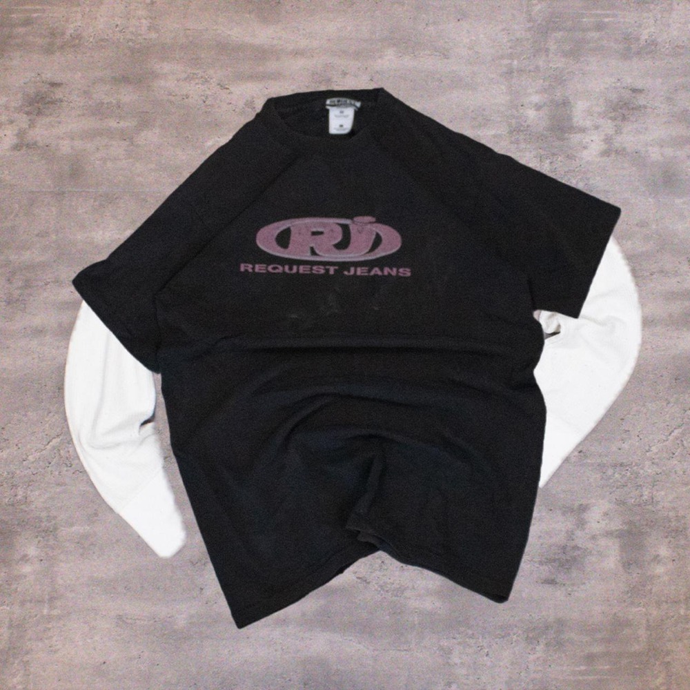 90's Request Jean's Thrashed Short Sleeve Single Stitch Faded Black T-Shirt